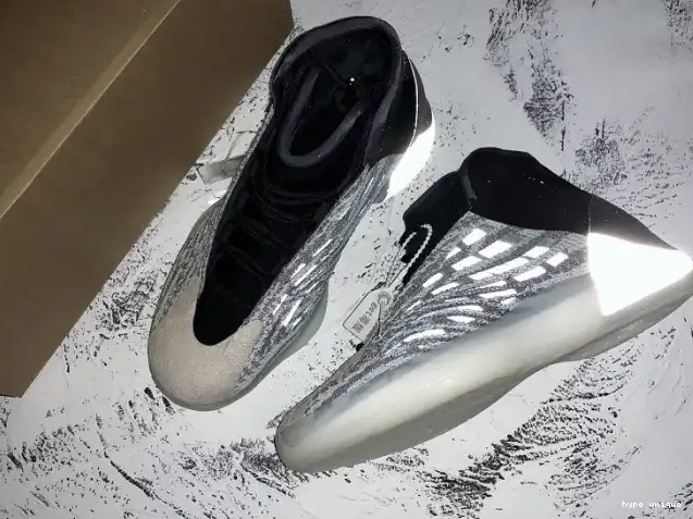 hype EG1535 Yeezy Basketball Adidas Quantum 0604